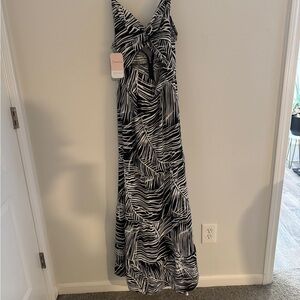 ✨ New With Tags Zebra Print Dress – Bold & Fierce! ✨